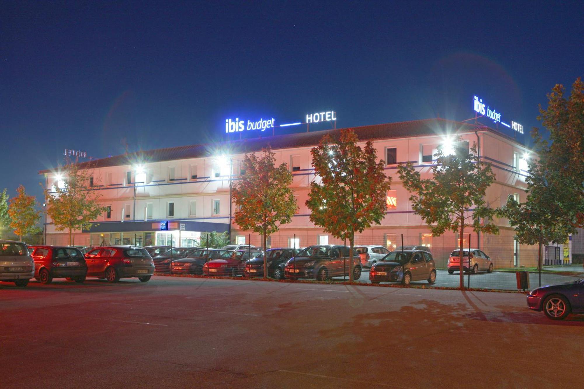Ibis Budget Poitiers Nord Futuroscope Чассенеуил-Ду-Поитоу Экстерьер фото