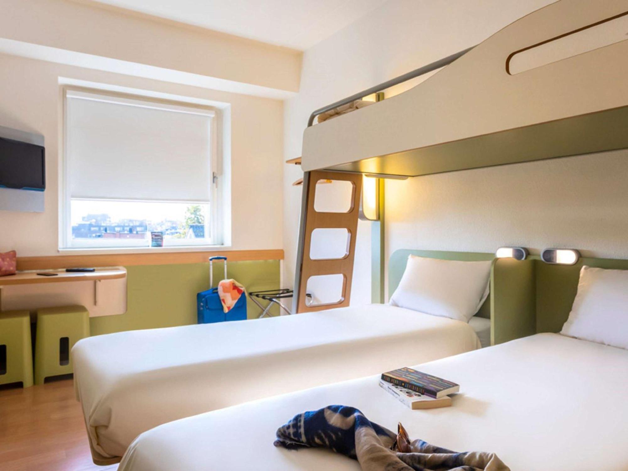 Ibis Budget Poitiers Nord Futuroscope Чассенеуил-Ду-Поитоу Экстерьер фото