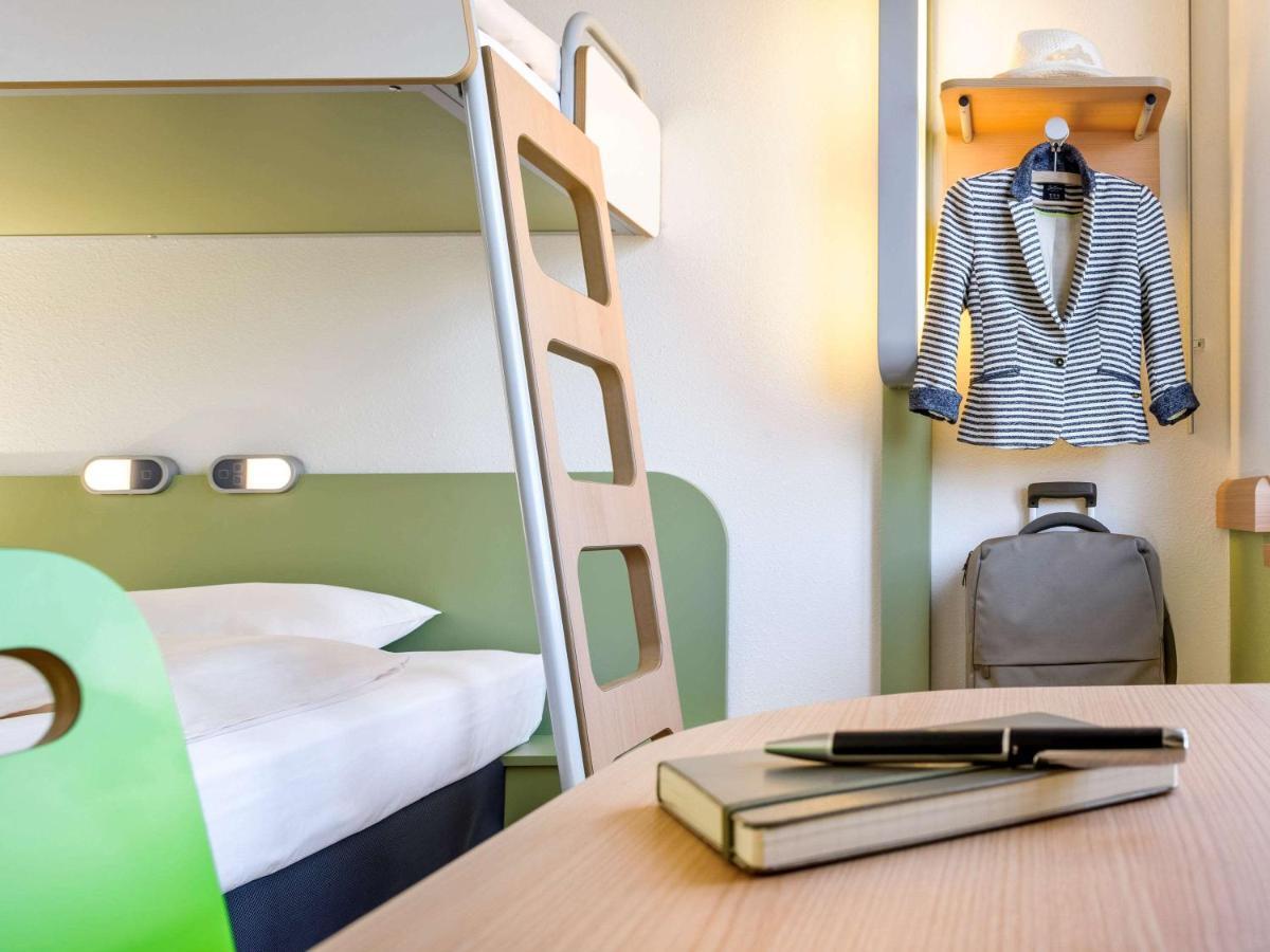 Ibis Budget Poitiers Nord Futuroscope Чассенеуил-Ду-Поитоу Экстерьер фото